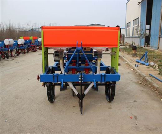 2MB-1/2型花生播种覆膜机