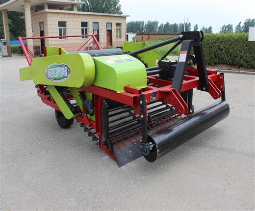 4KW-182型块茎收获机（花生收）