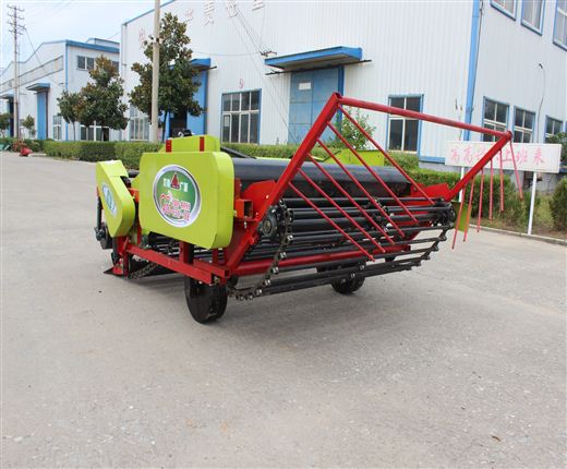 4KW-182型块茎收获机（花生收）